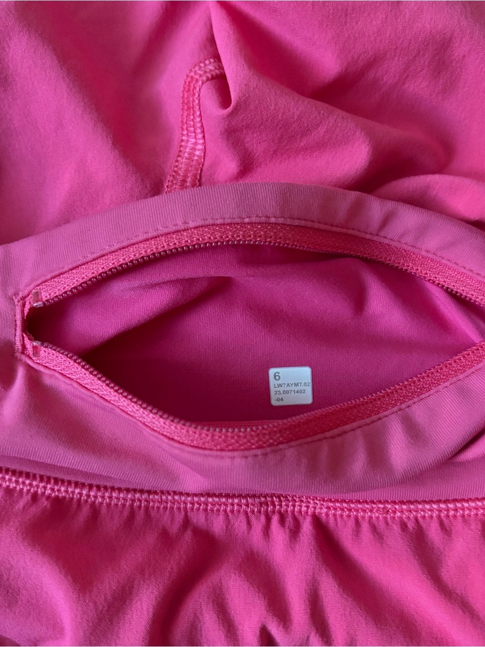 Lululemon Low Rise Running Shorts - Picture 4 of 4